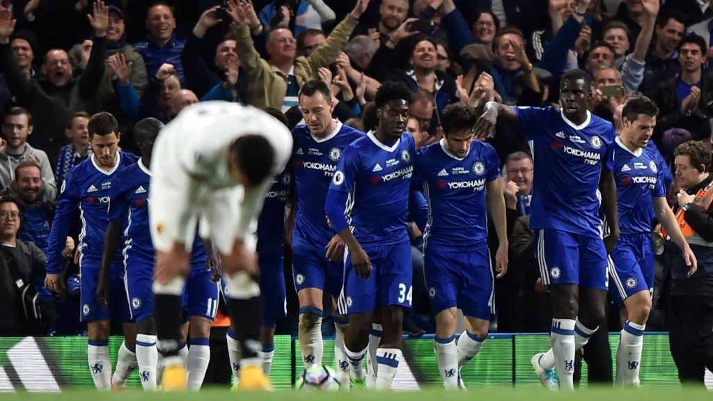 Chelsea celebrate Cesc Fabregas' winner