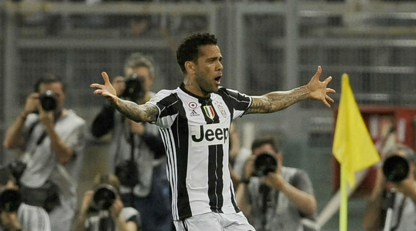 Juventus right back Dani Alves