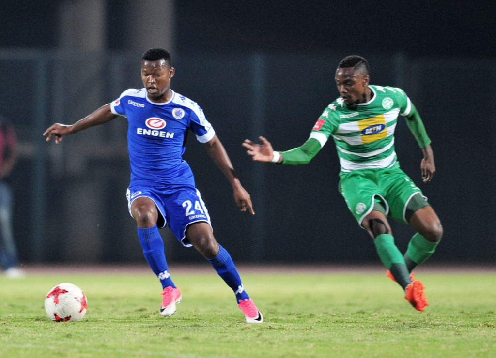 Mandla Masango challenged by Mthokozisi Dube