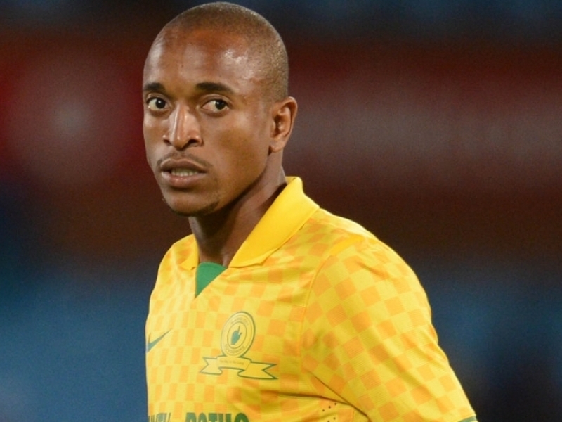 Mamelodi Sundowns midfielder Tiyani Mabunda