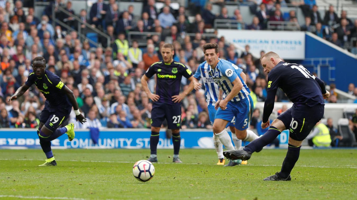 Wayne Rooney sinking his penalty