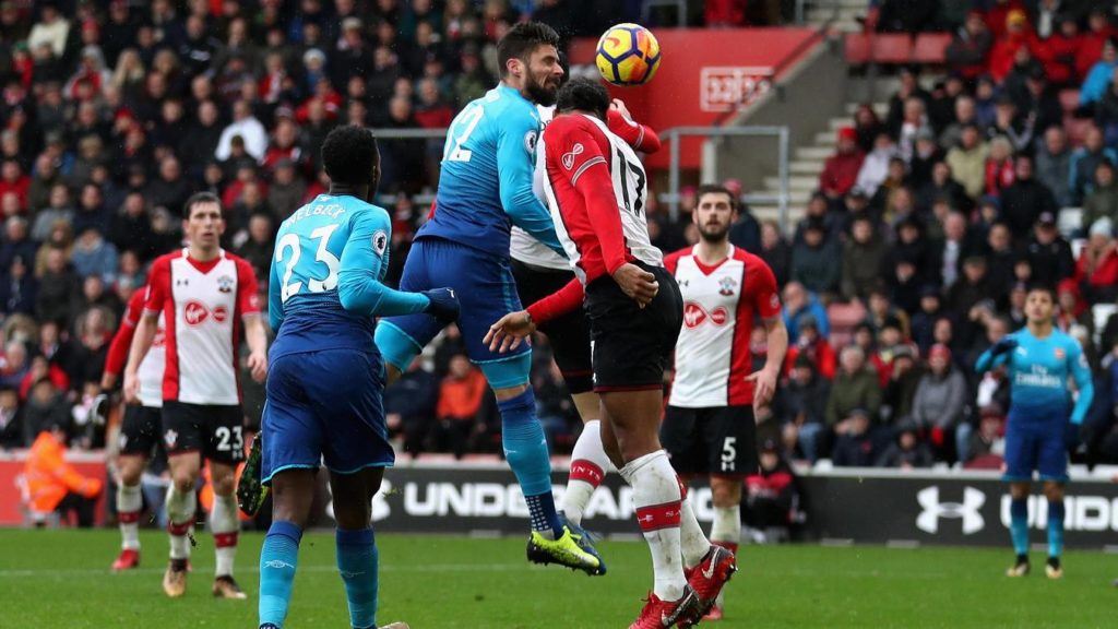 Super-sub Giroud rescues last-gasp point