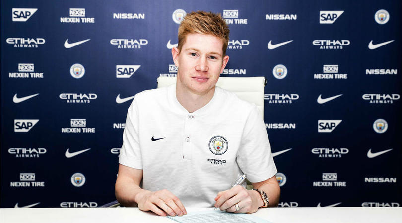 Kevin De Bruyne signs new Manchester City deal