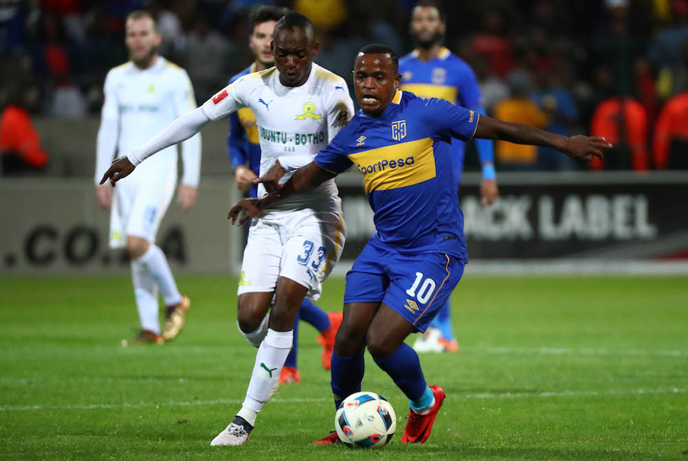 Ayanda Patosi challenged by Khama Billiat