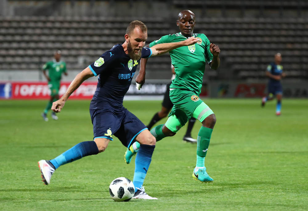 Jeremy Brockie evades challenge from Msekeli Mvalo