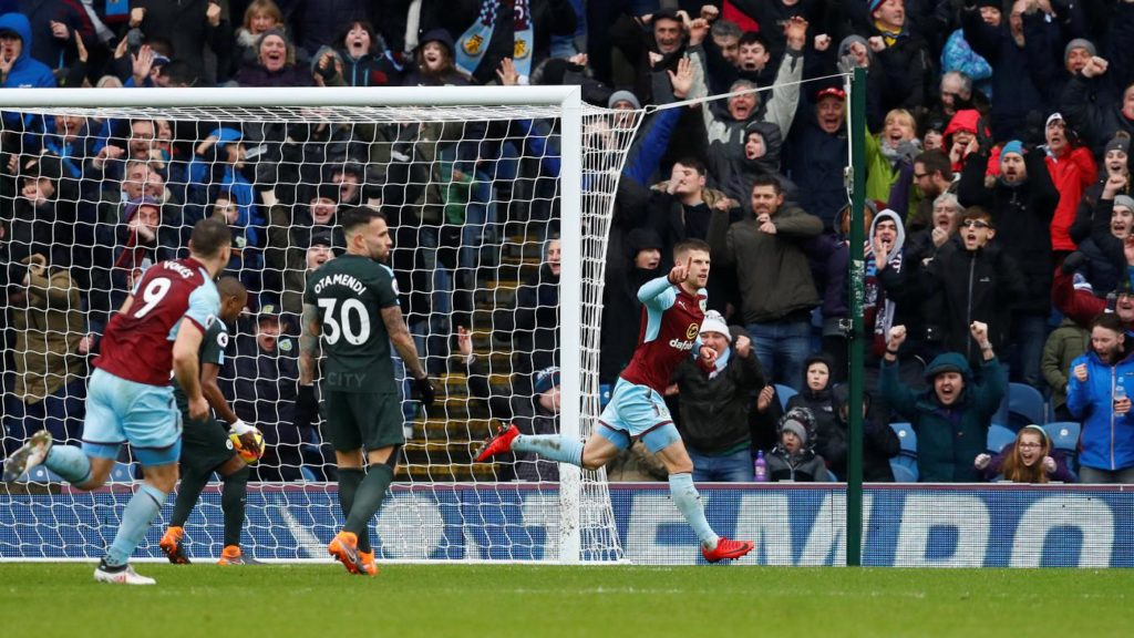 Johann Gudmundsson celebrates his leveller against Man City