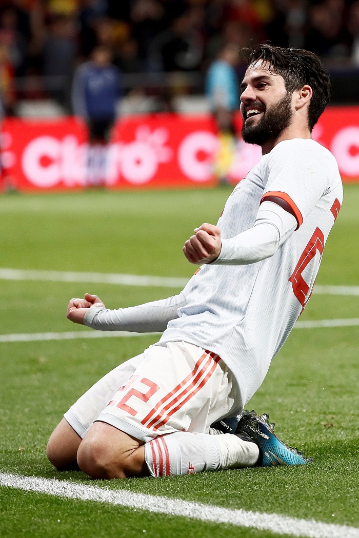 Spain's midfielder Isco Alarcon celebrates after scoring against Argentina during an international friendly.