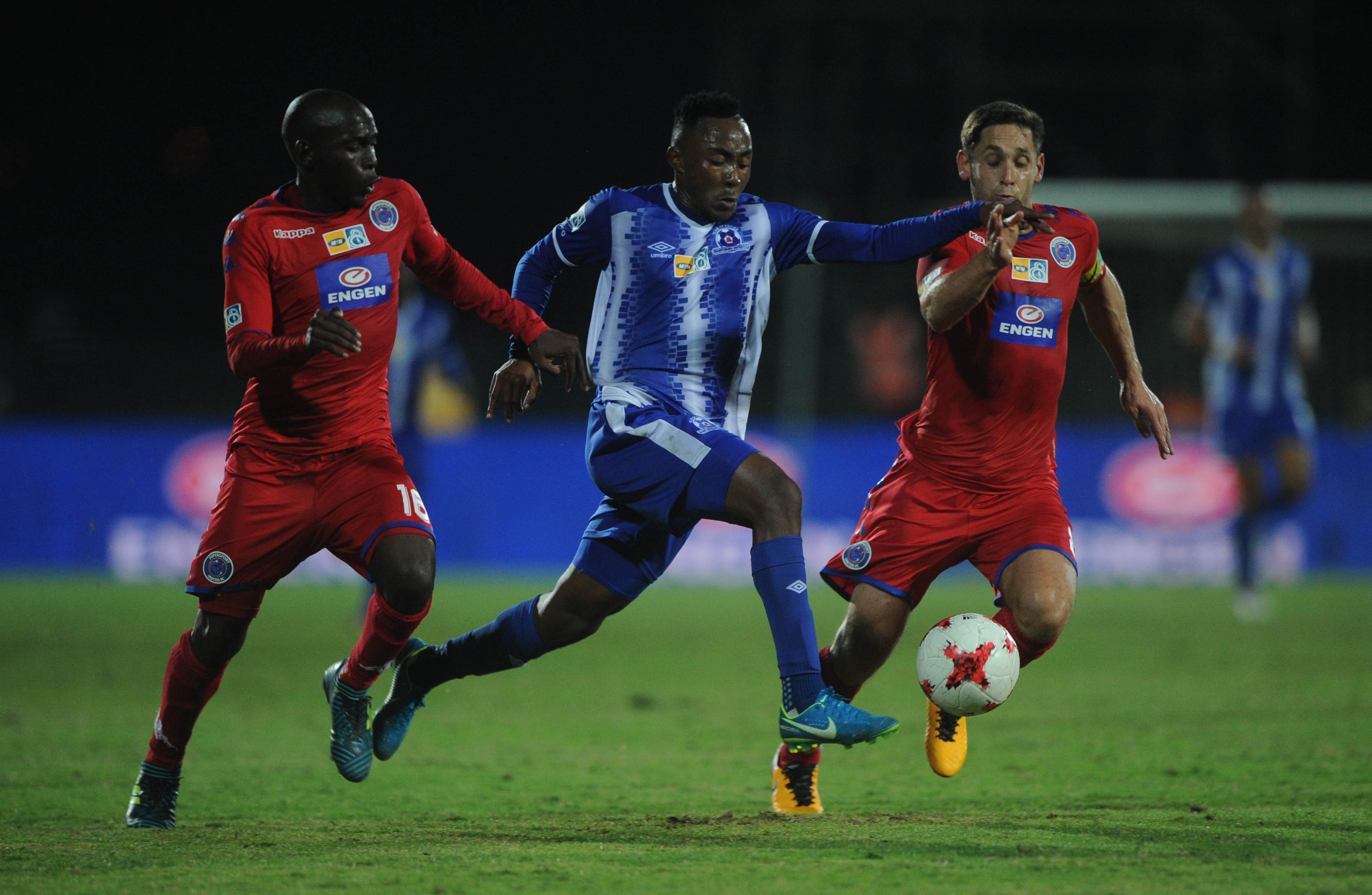 Lebohang Maboe is challenged by Aubrey Modiba and Dean Furman