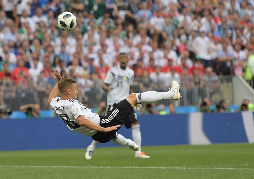 Germany right backs Joshua Kimmich