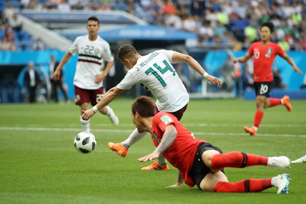 Mexico edge closer to World Cup last 16