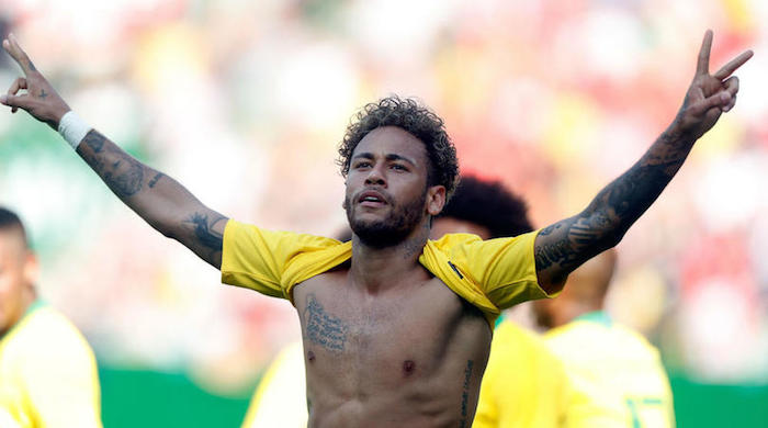 Neymar equals Romario's Brazil record