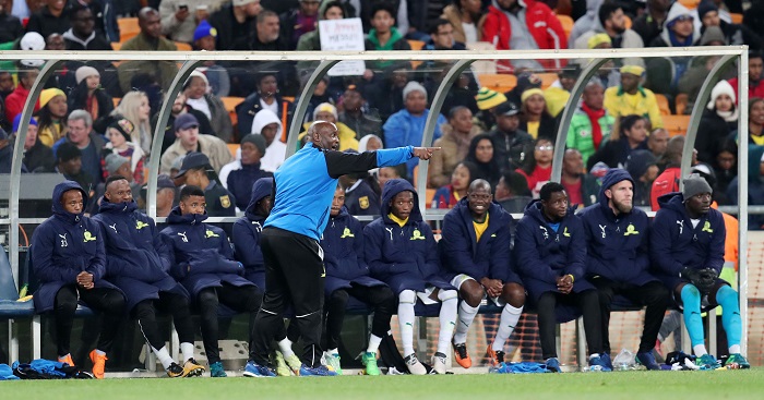 Pitso faces headcahe selection at Sundowns