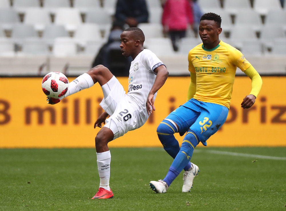 Thabo Nodada evades challenge from Motjeka Madisha