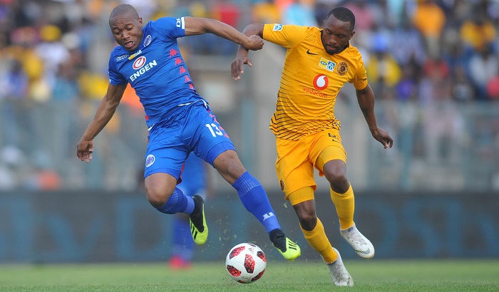 Bernard Parker of Kaizer Chiefs challenges Thuso Phala of Supersport United