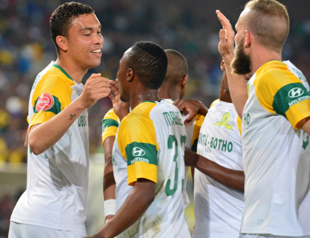 Ricardo Nascimento celebrates his goal with teammates