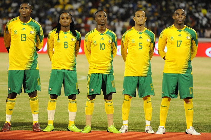 Benni McCarthy and Teko Modise with Bafana Bafana