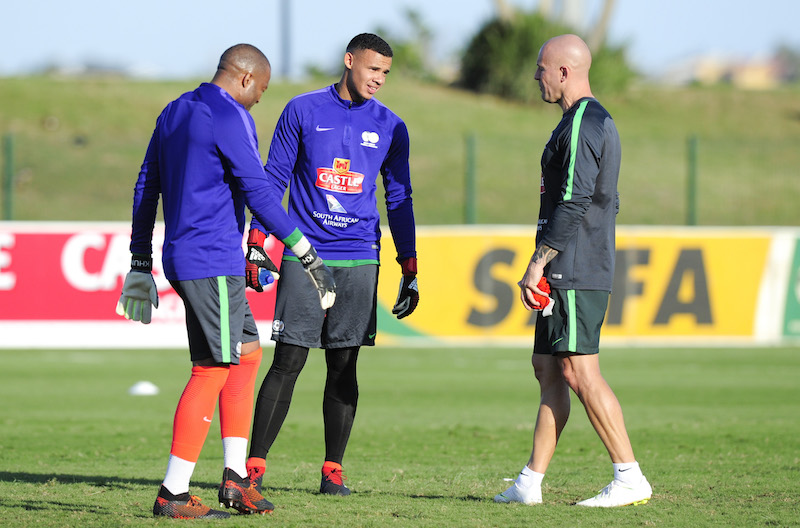 Itumeleng Khune , Ronwen Williams and Lee Baxter during training