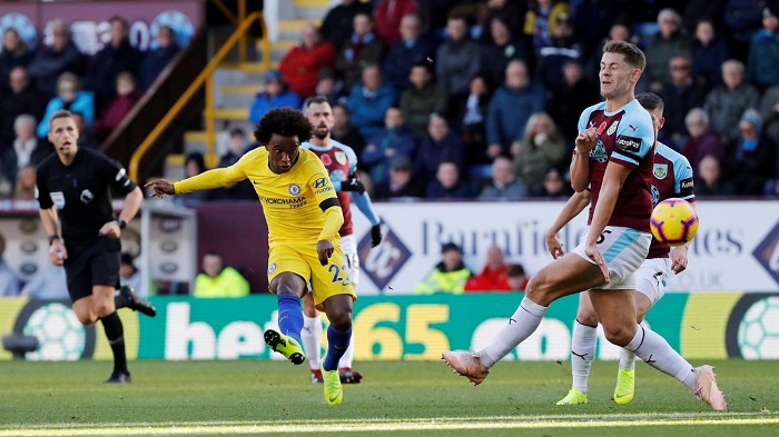 Chelsea thump Burnley