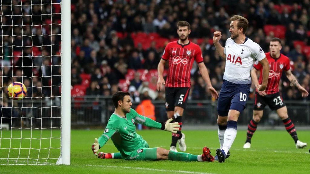 Dominant Spurs put three past Southampton