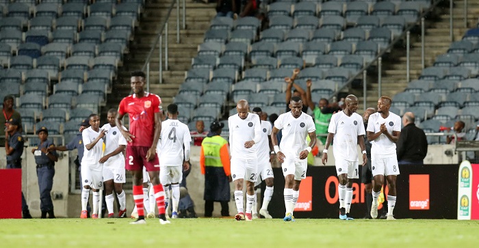 Justin Shonga of Orlando Pirates celebrates his goal with his teammates