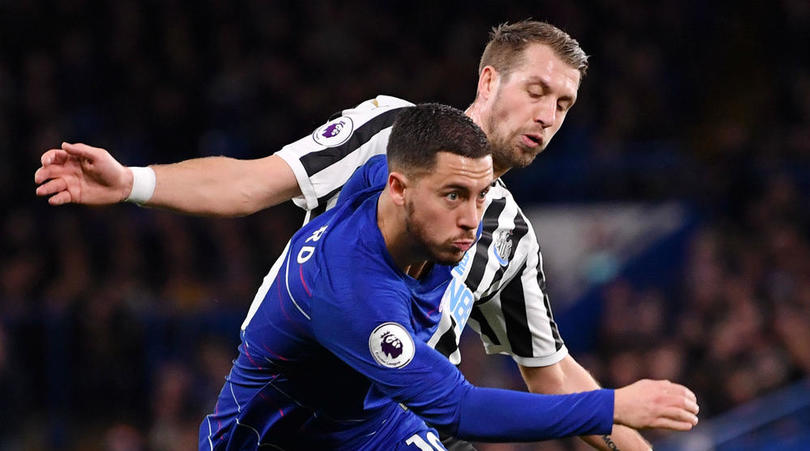 Hazard as a striker helps Chelsea defensively - Sarri