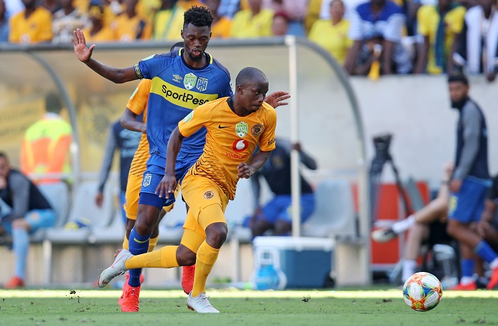 Siphosakhe Ntiya Ntiya of Kaizer Chiefs challenged by Thato Mokeke of Cape Town City