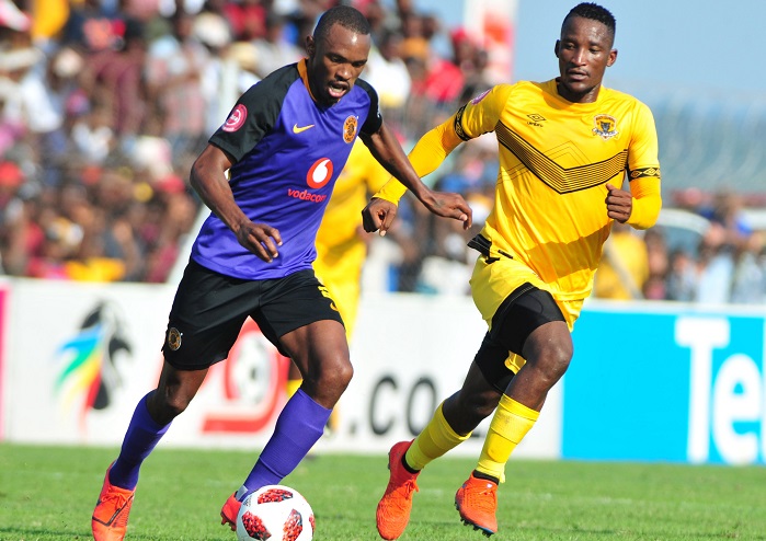 Bernard Parker of Kaizer Chiefs and Tshwarelo Bereng of Black Leopards