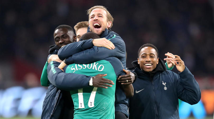 Tottenham Hotspur's Harry Kane celebrates with team-mates