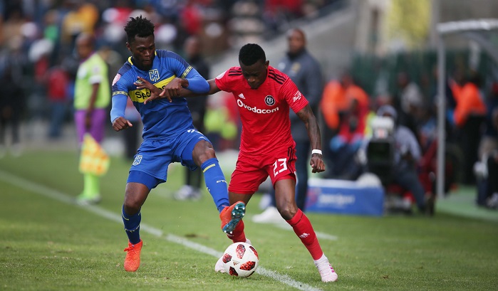 Thato Mokeke of Cape Town City and Innocent Maela of Orlando Pirates