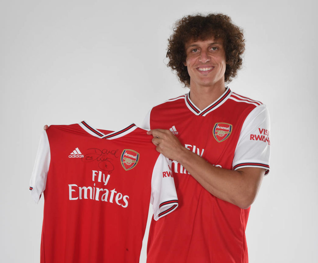 Luiz leaves Chelsea for Arsenal in £8m deal