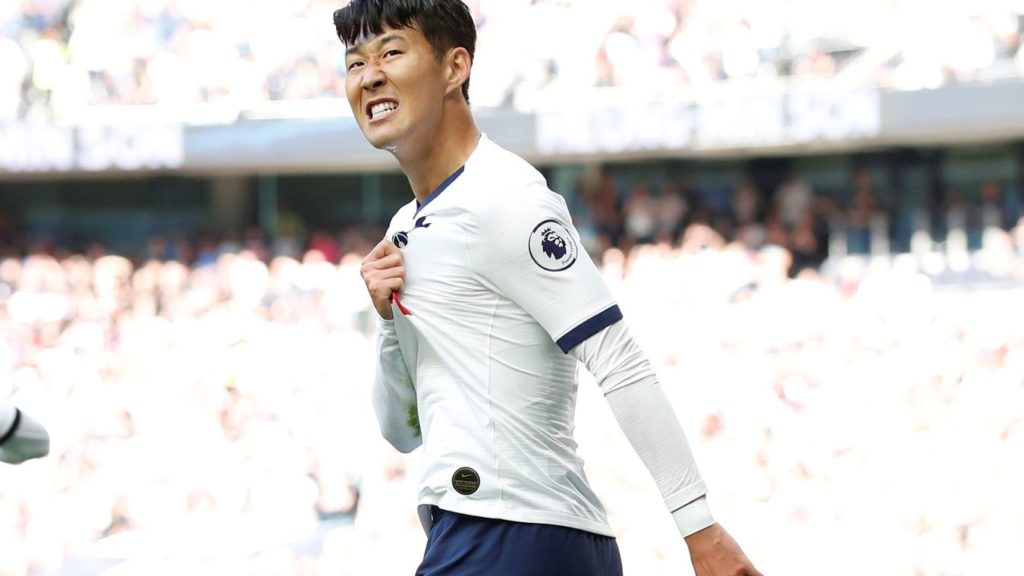 Son shines as Spurs hammer Palace