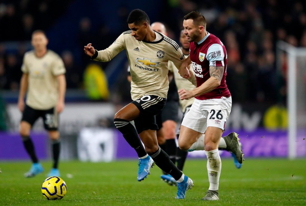 Man Utd move up to fifth with win at Burnley